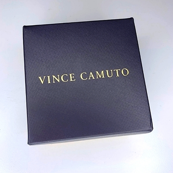 ❤️ Vince Camuto Gold-tone Pavé Heart Necklace NWT! - Picture 3 of 10